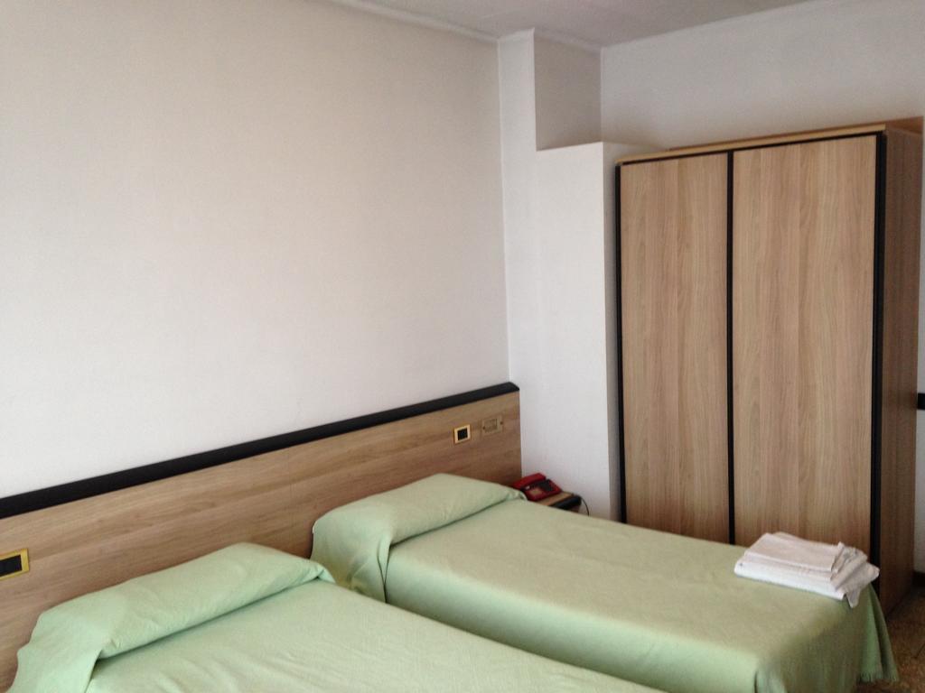 Hotel Roma Cassano Magnago المظهر الخارجي الصورة