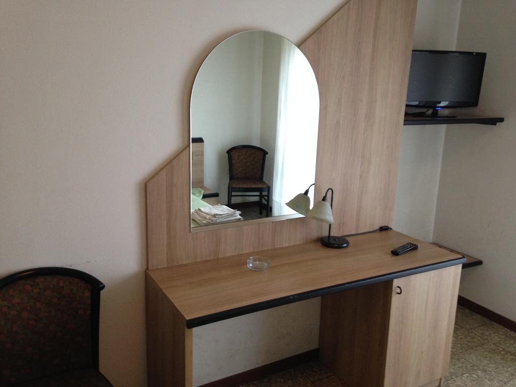 Hotel Roma Cassano Magnago المظهر الخارجي الصورة